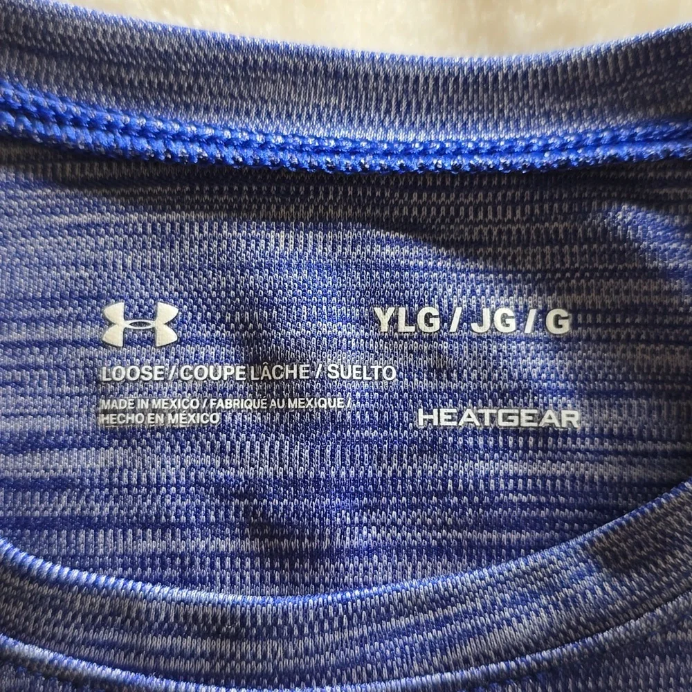 Under‎ Armour T-shirt Size Youth Large New Never Worn
